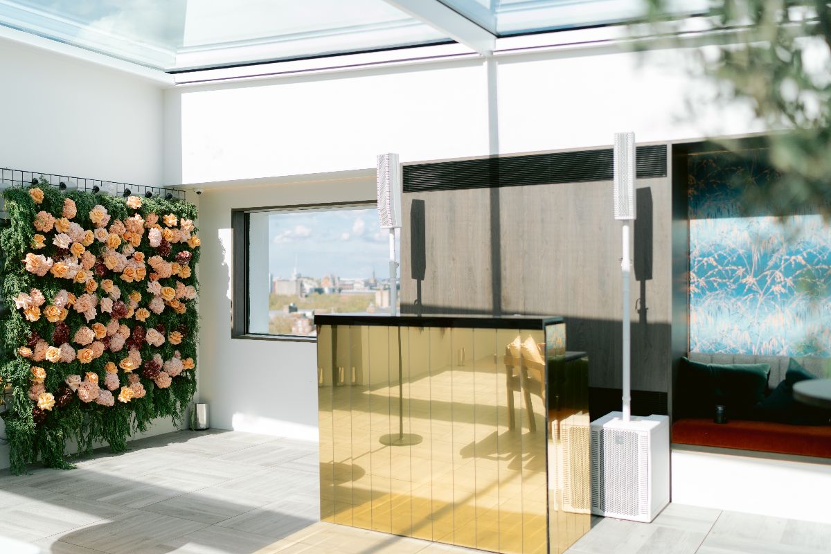 Gallery Item 6 for The Met Lounge
